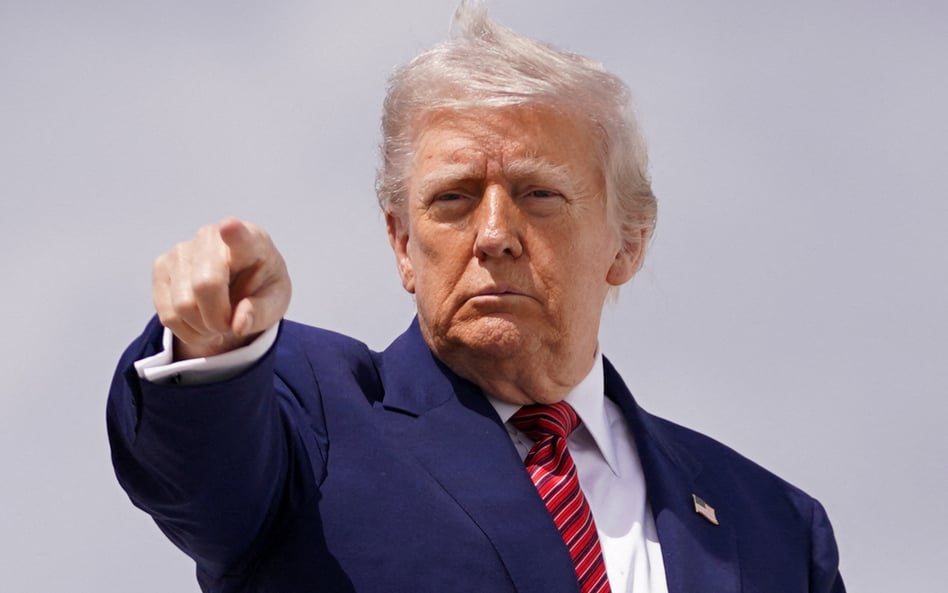 Donald Trump: Koniec eksperymentów ideologicznych w wojsku. Wracamy do korzeni