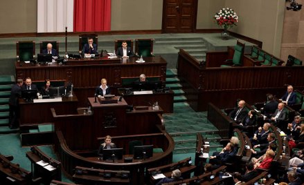 Debata nad wotum nieufności wobec minister zdrowia tak naprawdę nie była wyłącznie oceną dotychczaso