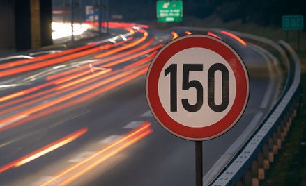 Czechy wprowadzają na wybranych odcinkach autostrad wyższe ograniczenie prędkości wynoszące 150 km/h