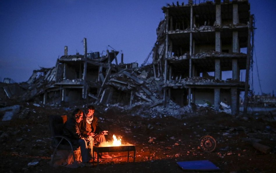 22 marca, Syria. Ruiny miasta Kobane, zniszczonego podczas wielomiesięcznych walk pomiędzy kurdyjski