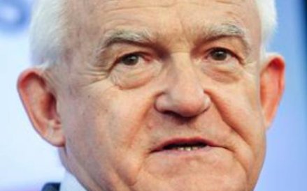 Leszek Miller znów wypada z Sejmu, tym razem z całym SLD