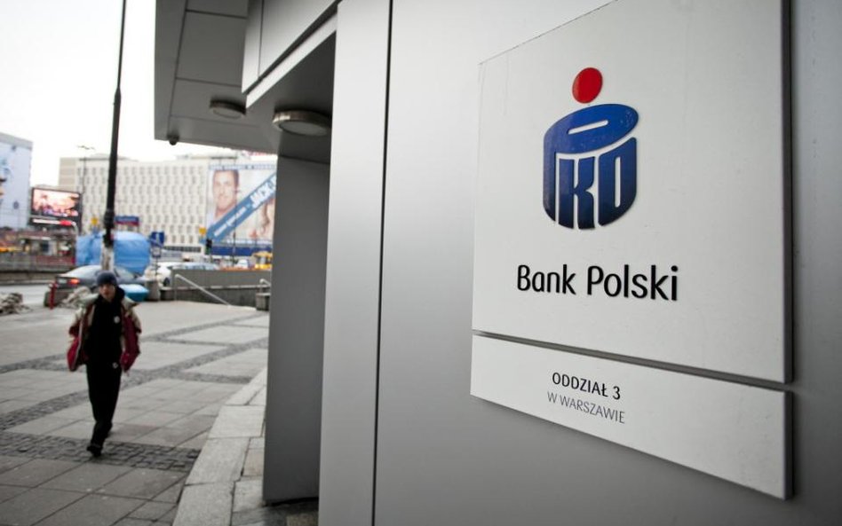 PKO BP: odsetki w dół, lepiej z ryzykiem