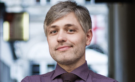 Jarosław Kuisz: Albo dystans, albo konformizm