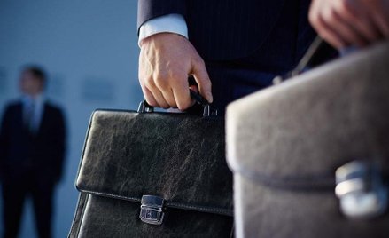 Można sprzedać firmę z kredytem, ale nie dług