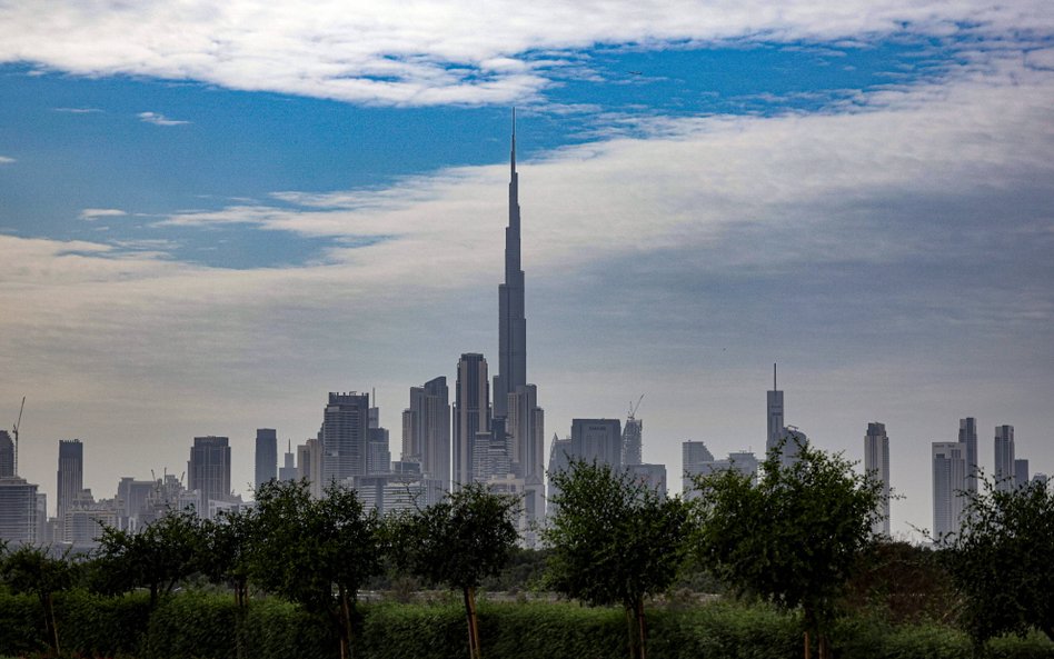Dubaj, symbol luksusu i bezpieczeństwa stał się celem rakiet wystrzelonych z Iranu