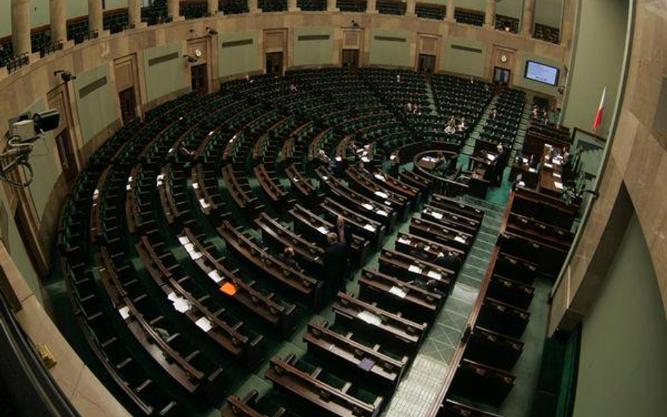 Sejm: posłom jest ciasno