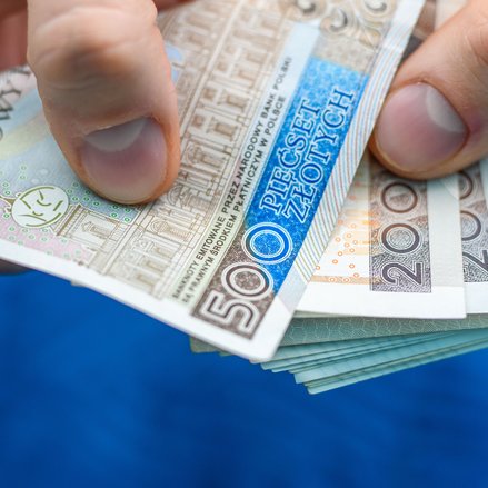 Najłatwiej poznać zarobki w pracy fizycznej. Menedżerowie wciąż po omacku