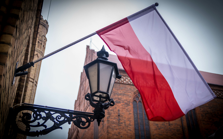 Przedsiębiorca rozliczy w kosztach flagę na Dzień Niepodległości