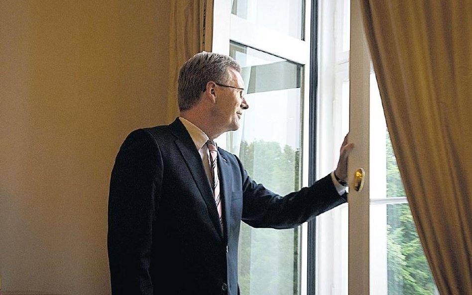 Christian Wulff to już drugi prezydent. który rezygnuje ze stanowiska, odkąd Angela Merkel stanęła n