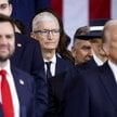 Tim Cook, dyrektor generalny Apple, podczas 60. inauguracji prezydenckiej w rotundzie Kapitolu Stanó