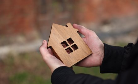 Na odwołanie darowizny jest tylko rok. Nawet jeśli niewdzięcznik pobił darczyńcę