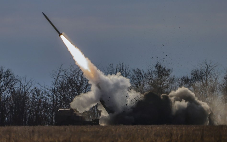 Ukraińska artyleria rakietowa typu HIMARS w obwodzie chersońskim, fot. z 5 listopada