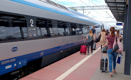 PKP Intercity bije frekwencyjne rekordy. W wakacje pasażerów będzie jeszcze więcej