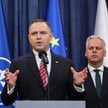 Prezydent RP Karol Nawrocki wygłasza oświadczenie w Pałacu Prezydenckim w Warszawie. Obok szef Kance
