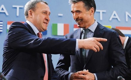 NATO ostrożne wobec Kijowa: spotkanie szefa ukraińskiej dyplomacji Andrija Deszczycy i szefa NATO An