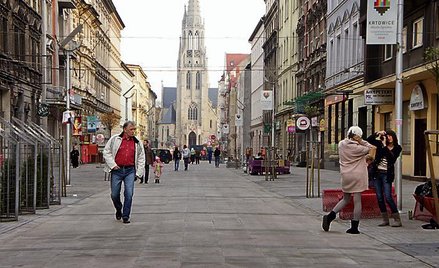 W Katowicach na ul. Mariackiej przez siedem miesięcy w roku w ogóle nie obowiązuje cisza nocna