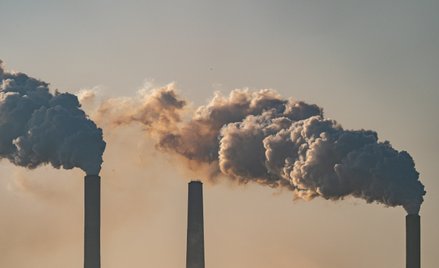 Spór o darmowe uprawnienia do emisji. Polska montuje mniejszość blokującą