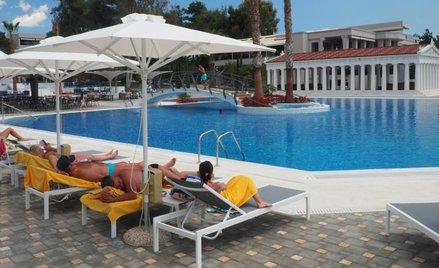 Niemcy chętnie dopłacą za własny leżak nad basenem