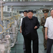 Kim Dzong Un w zakładach w Jongbon