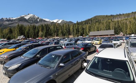 Na parkingach musi być kasa i paragon. Są wytyczne Ministerstwa Finansów