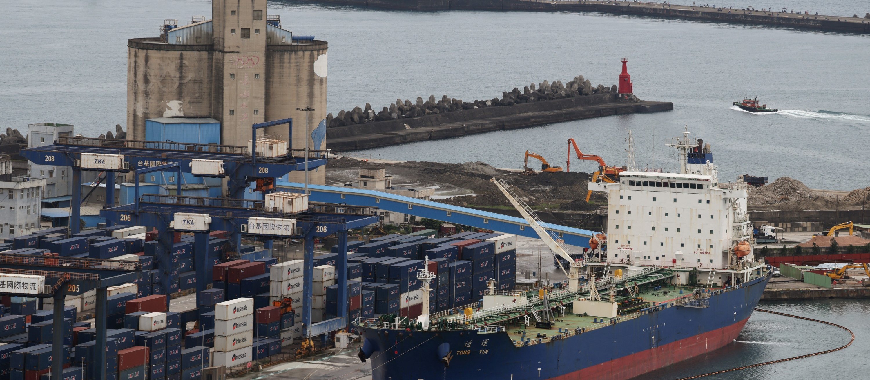 Ropa drożeje, ale rynki nie wystraszyły się nowej blokady Cieśniny Ormuz