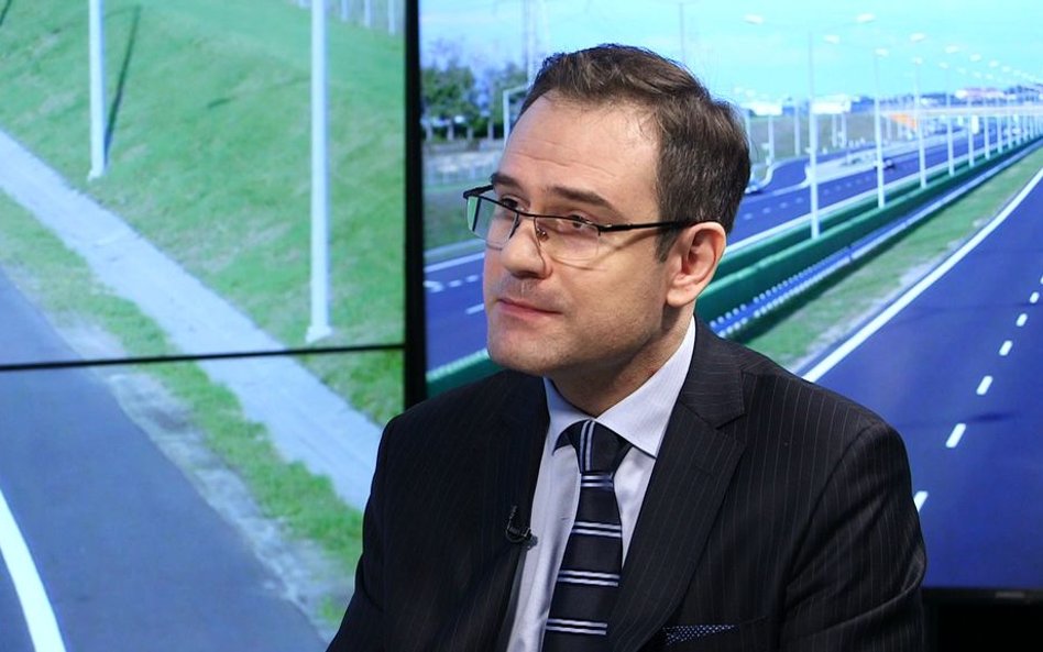 #RZECZoBIZNESIE: Piotr Sarnecki: Rocznie kupujemy 11 mln opon