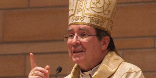 „Tron kontra Ołtarz”. Jak władcy próbowali „uciszać” papieży