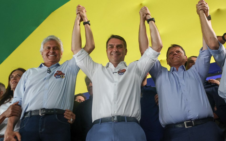 Flávio Bolsonaro może przejąć władzę. W grze brazylijska demokracja