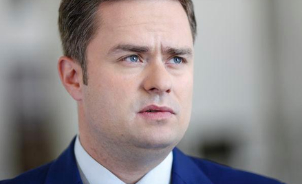Hofman: PiS rujnuje kampanię Dudy