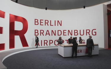 Berlińskie lotnisko, mimo niepowodzeń, co roku wystawia się na berlińskich targach turystycznych ITB