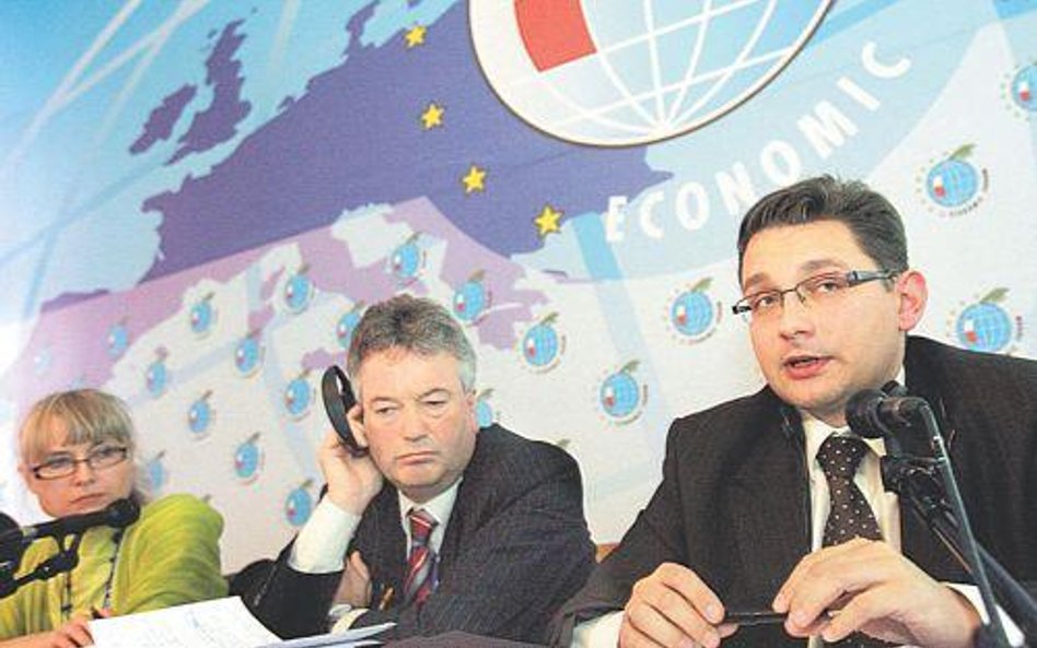 Jak zaradzić petropolityce Moskwy?