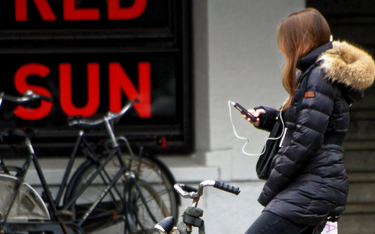 Holandia: Jedziesz na rowerze z telefonem w ręku? Zapłacisz