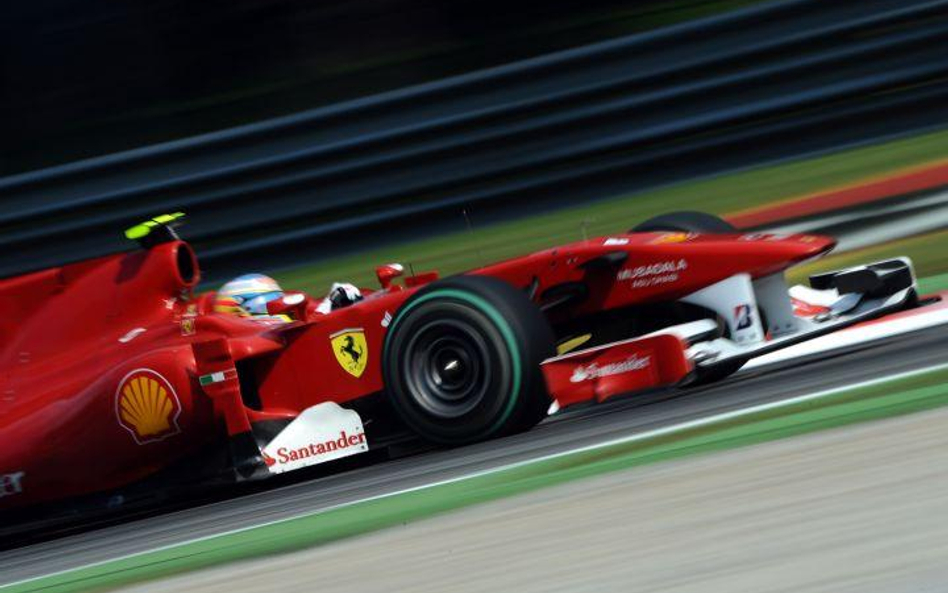 Kierowcy teamu Ferrari dominowali na torze Monza