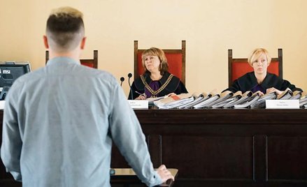 Wypadek Szydło: sąd nie chciał procesu, ale właśnie z nim ruszył