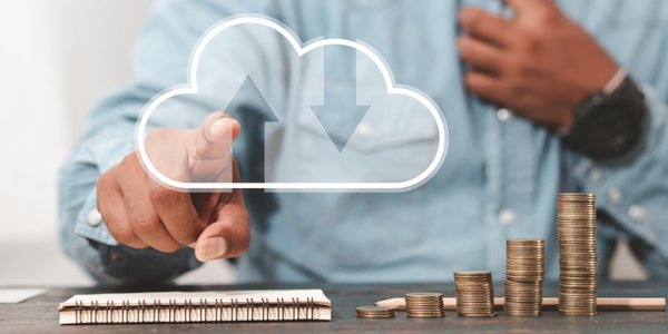 Cloud Technologies zaskakuje. Drugi miesiąc z rzędu
