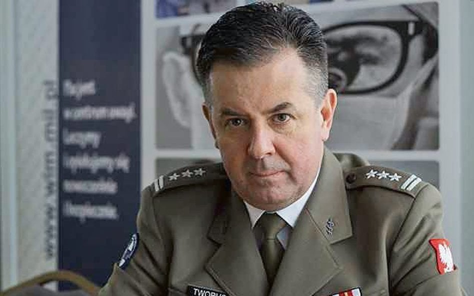 – Wyobraźmy sobie, że siedzimy i rozmawiamy w Warszawie, a nagle ktoś w Łodzi naciska przycisk, któr
