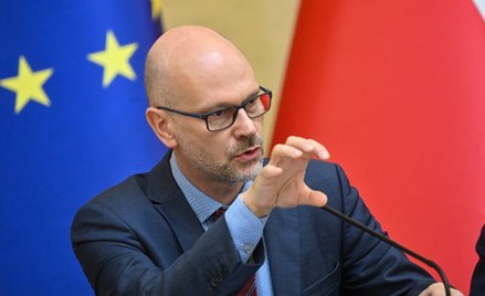 Jerzy Surdykowski: Uwaga, bowki się biją