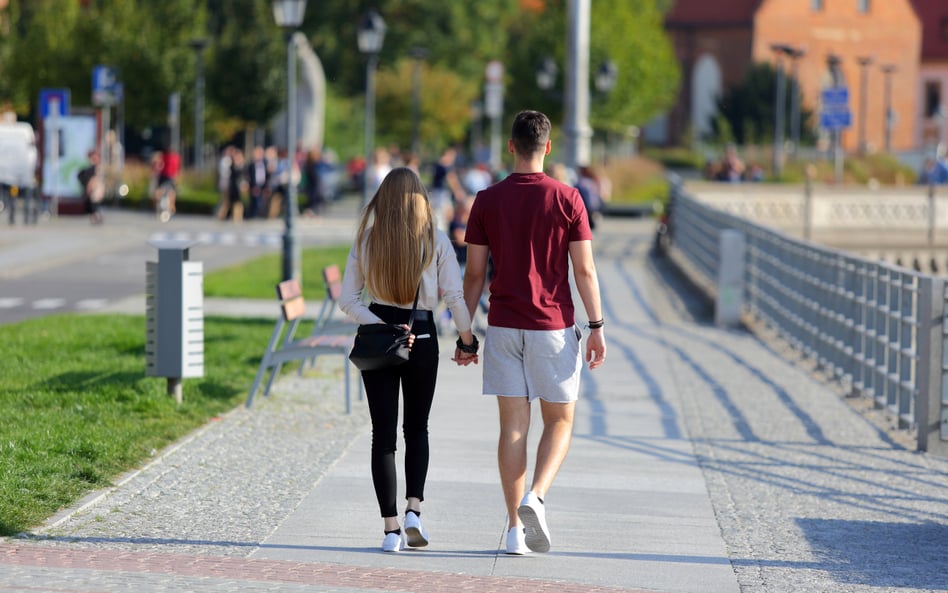 Młodzi Polacy nie wylewają za kołnierz
