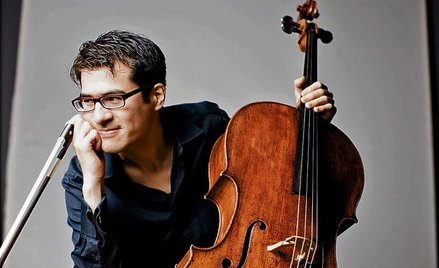 Danjuli Ishizaka zagra mi.n. koncert wiolonczelowy Dvořaka