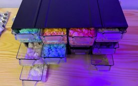 W przeszukiwanym mieszkaniu na Woli policjanci znaleźli duże ilości syntetycznego narkotyku