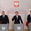 Minister sprawiedliwości, prokurator generalny Zbigniew Ziobro (C), minister – członek Rady Ministró
