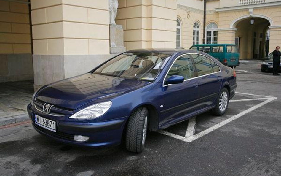 Jak rozliczyć podróż w dniu pracy i w dniu wolnym