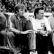 Warszawa 1976 r. Stadion 10-lecia. Mecz pilkarski Polska - Cypr. Trenerzy polscy od lewej Bernard Bl