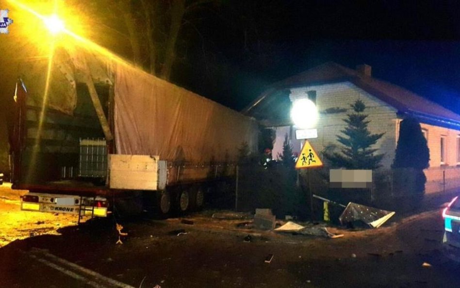 Rozpędzony tir zatrzymał się w dziecięcej sypialni