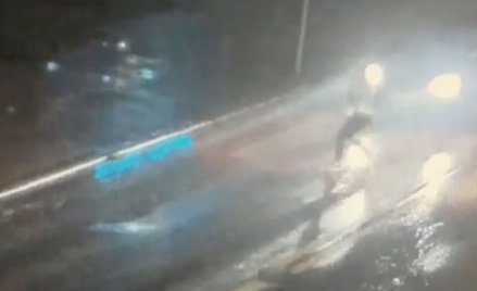 15-latka w ciężkim stanie po potrąceniu na pasach przez dwa auta