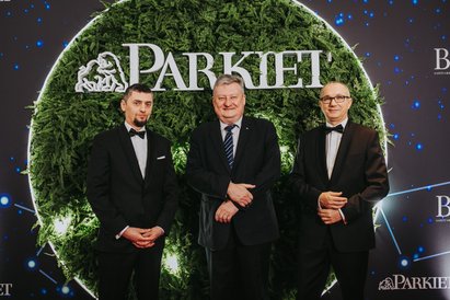 W środku: Wojciech Nagel, przewodniczący Rady Giełdy