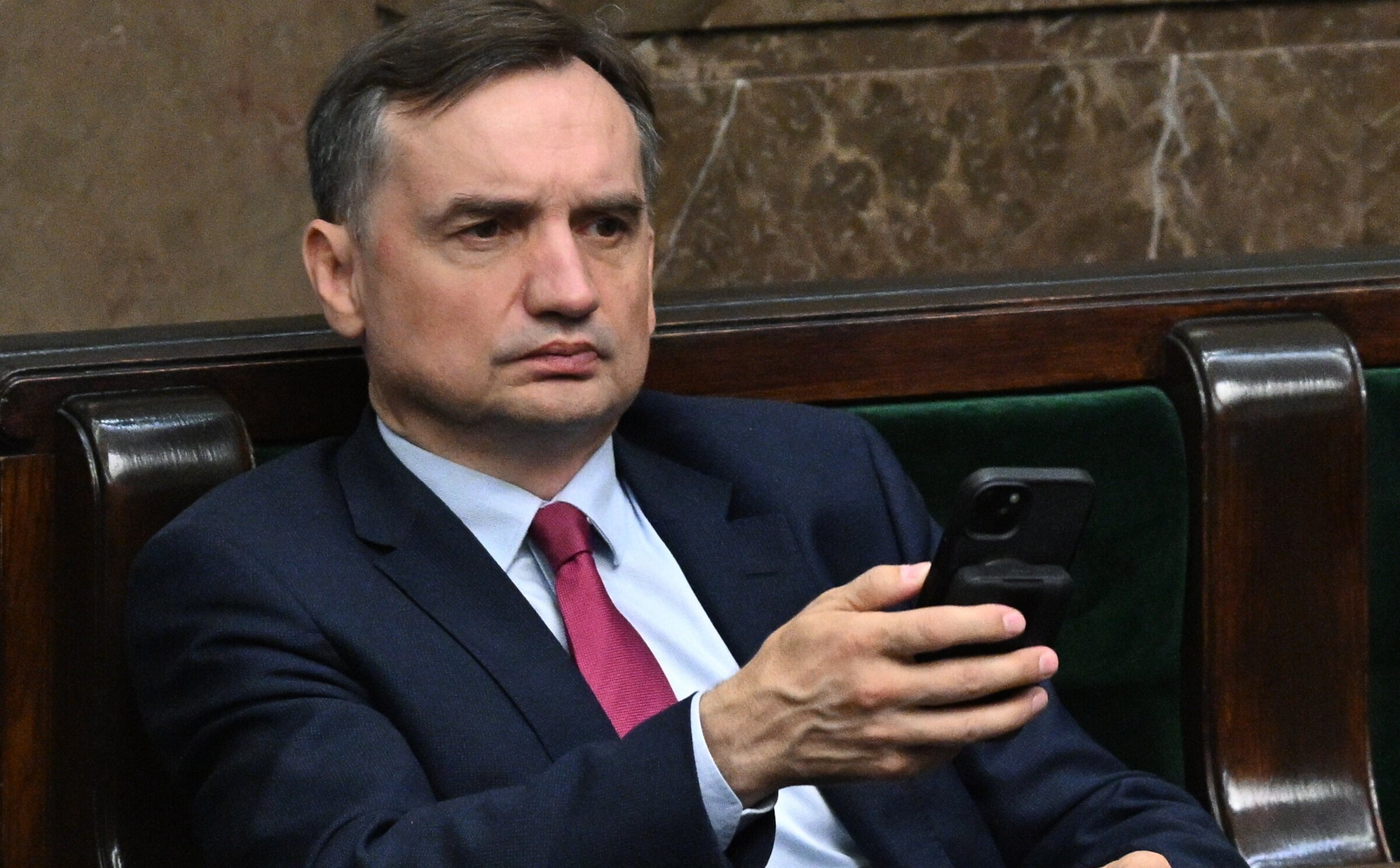 Sejm zgodził się na przymusowe doprowadzenie Zbigniewa Ziobry na komisję ds. Pegasusa