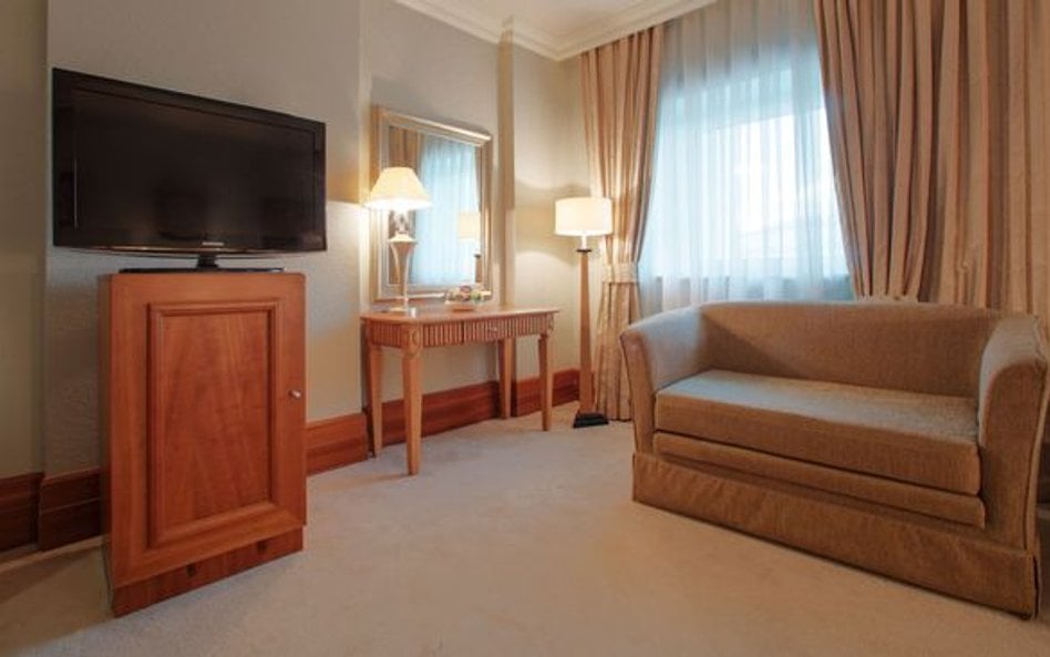 Abonament rtv hotel musi płacić, choć brakuje gości