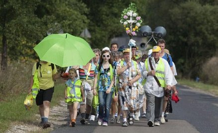 Częstochowa spodziewa się w tym roku 80 tys. pątników idących w 50 różnych pielgrzymkach