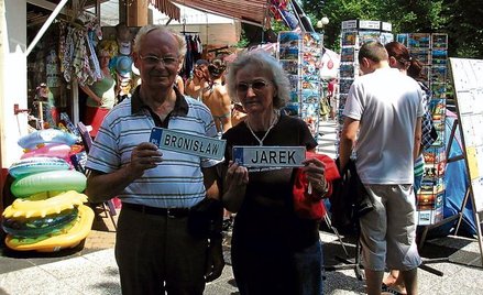 Jadwiga i Henryk Konarscy z Bydgoszczy, emerytowana ekonomistka, emerytowany wojskowy, z wczasów w M